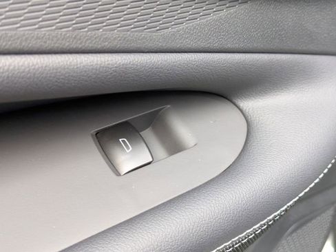 New 2026 Chevrolet Blazer EV LT image 24