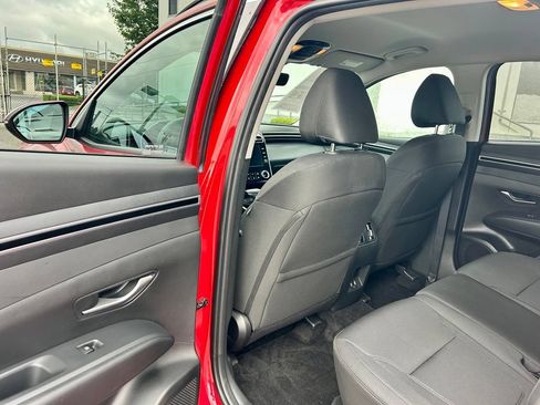 Used 2022 Hyundai Tucson SEL w/ Cargo Package AWD/4WD image 11