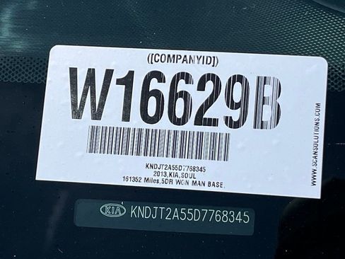Used 2013 Kia Soul FWD image 24
