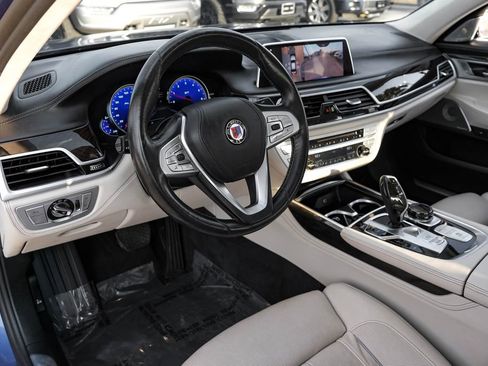 Used 2019 BMW ALPINA B7 xDrive w/ Luxury Rear Seating Package image 12