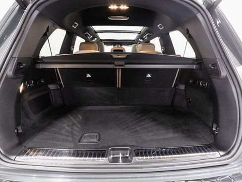 Used 2025 Mercedes-Benz GLS 580 GLS 580 image 34