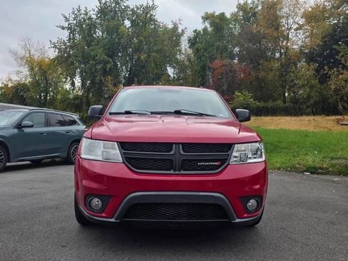 Used 2013 Dodge Journey SXT w/ Flexible Seating Group image 3