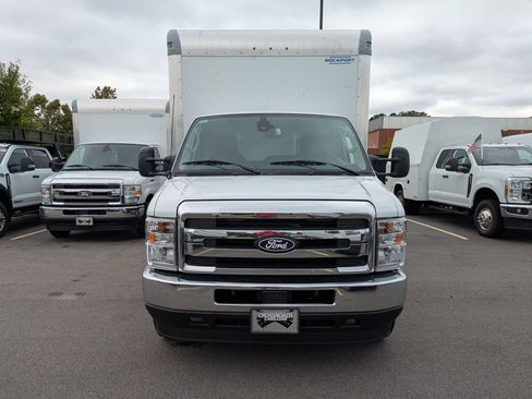 New 2026 Ford E-350 and Econoline 350 Super Duty w/ Power Equipment Group image 7