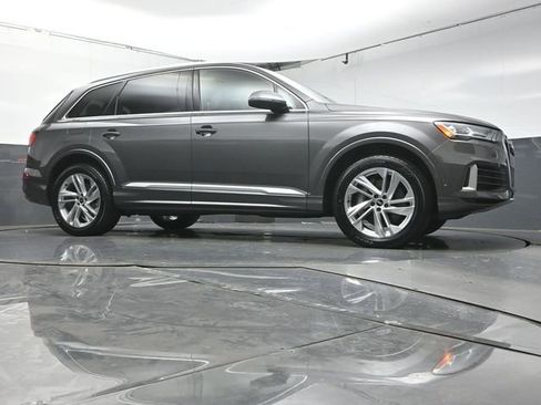 Used 2021 Audi Q7 3.0T Premium Plus w/ Executive Package image 34