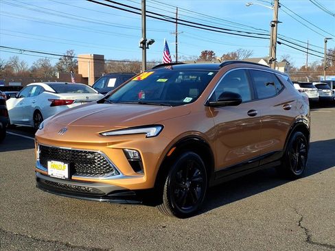 Used 2024 Buick Encore GX Sport Touring w/ Comfort Package image 3