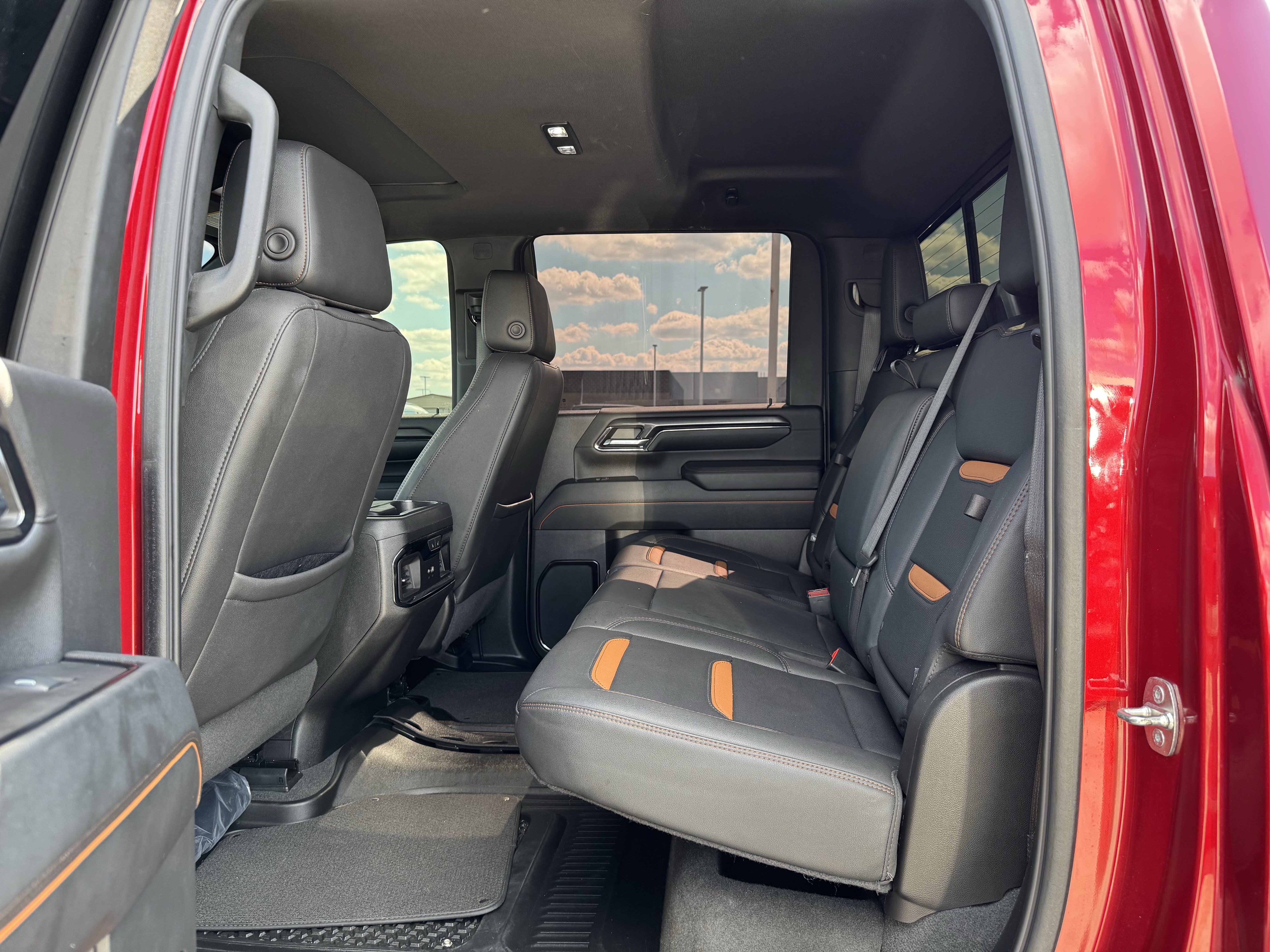 Used 2024 GMC Sierra 2500 AT4 w/ AT4 Premium Plus Package AWD/4WD image 20