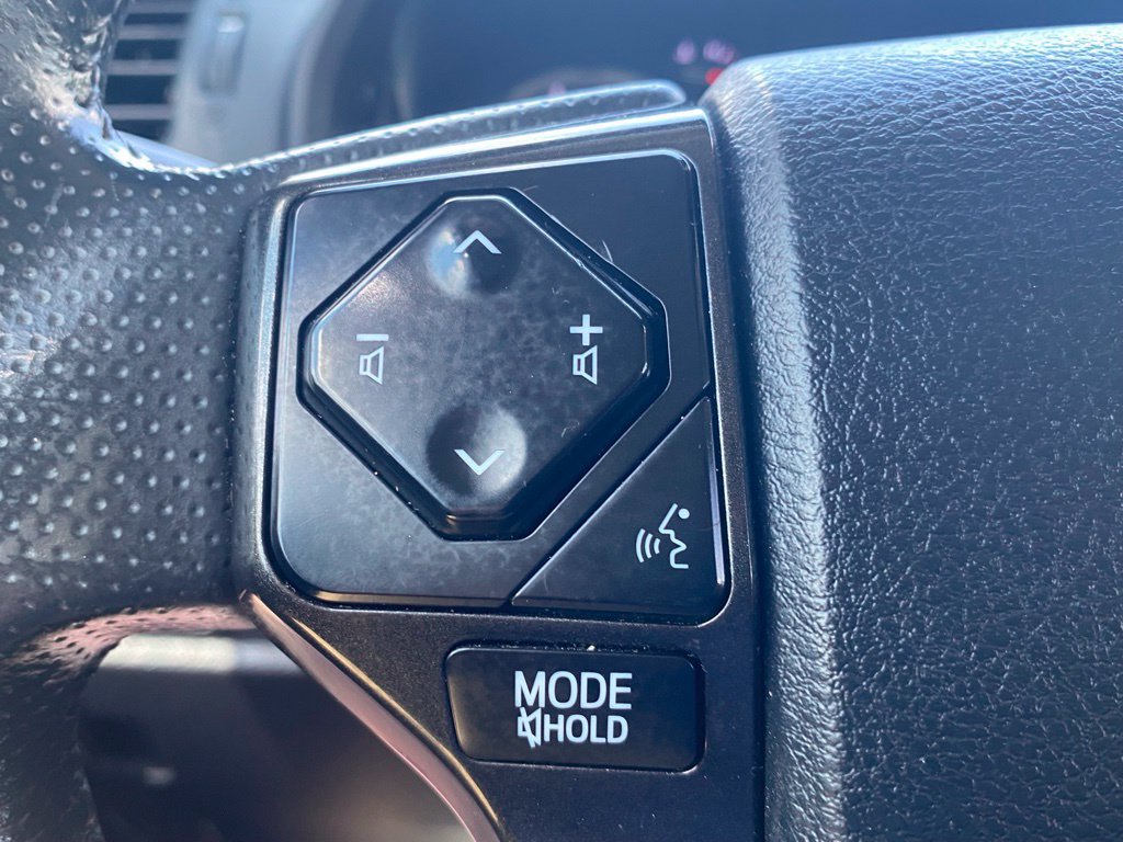 Used 2021 Toyota 4Runner Venture w/ Moonroof Package AWD/4WD image 23