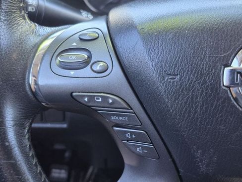 Used 2019 Nissan Murano SV AWD/4WD image 12