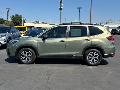 Used 2021 Subaru Forester Premium w/ Popular Package #1 AWD/4WD image 9