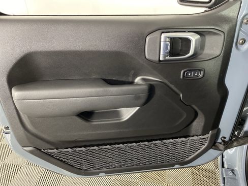 New 2026 Jeep Gladiator Sport image 10