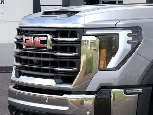 Used 2026 GMC Sierra 2500 SLT w/ Texas SLT Premium Package AWD/4WD image 14