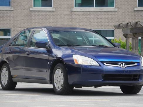 Used 2004 Honda Accord LX image 23