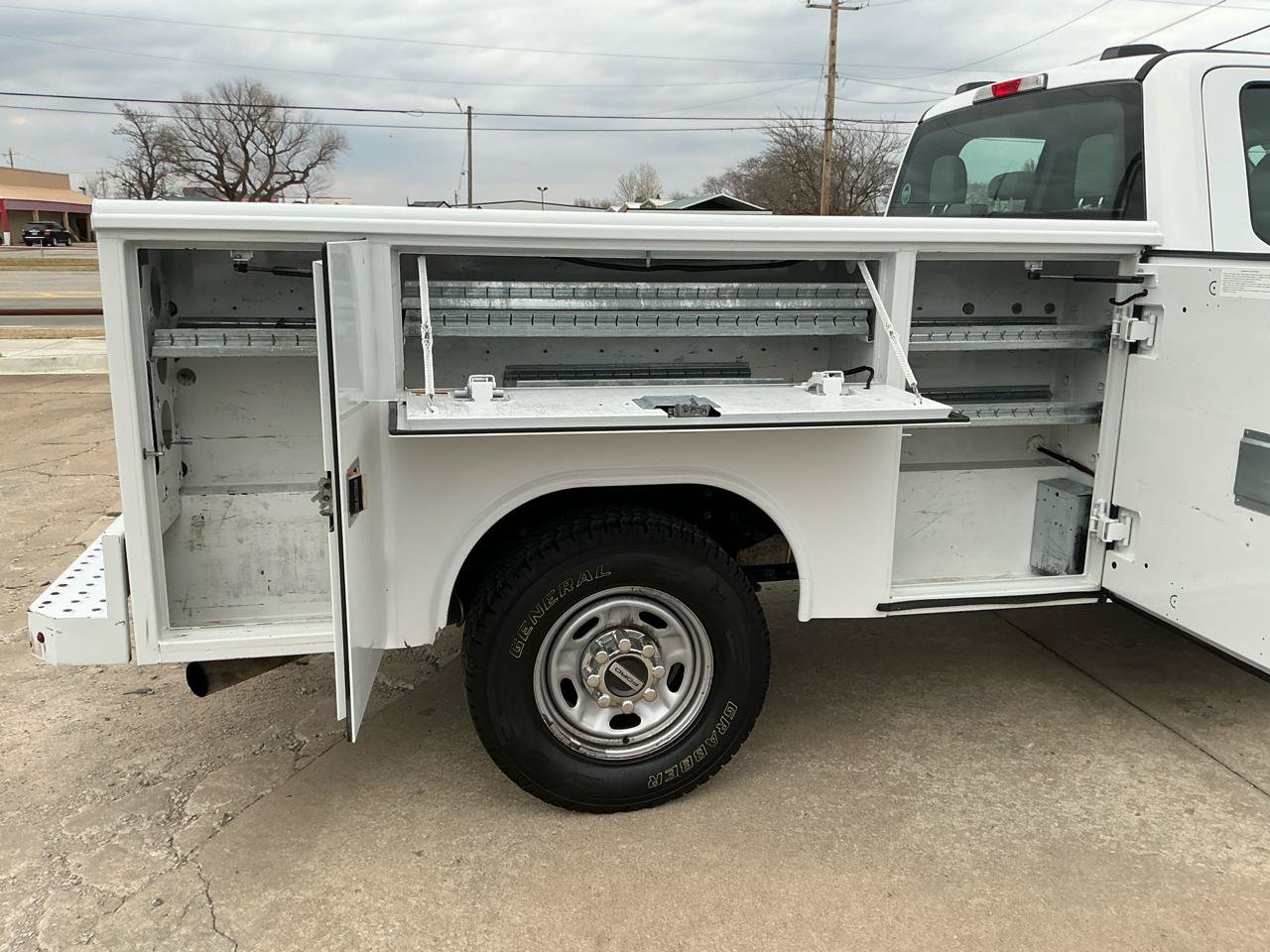 Used 2021 Ford F250 XL w/ Power Equipment Group AWD/4WD image 10