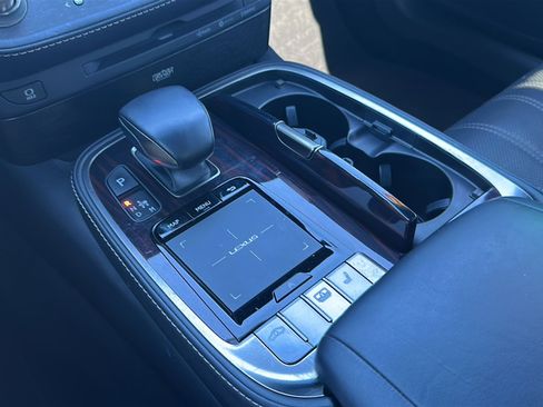 Used 2019 Lexus LS 500 image 34