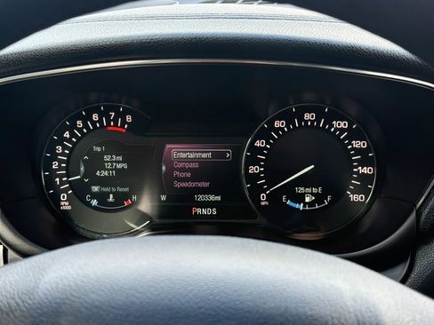 Used 2017 Lincoln MKC Premiere image 31