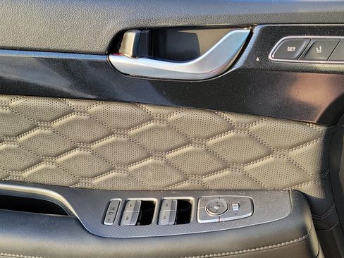 Used 2022 Hyundai Palisade Calligraphy w/ Winter Package FWD image 15