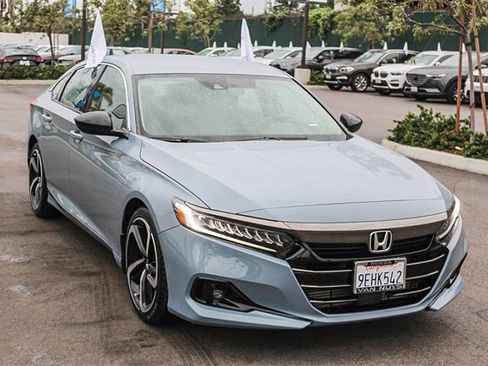Used 2022 Honda Accord Sport Special Edition image 3