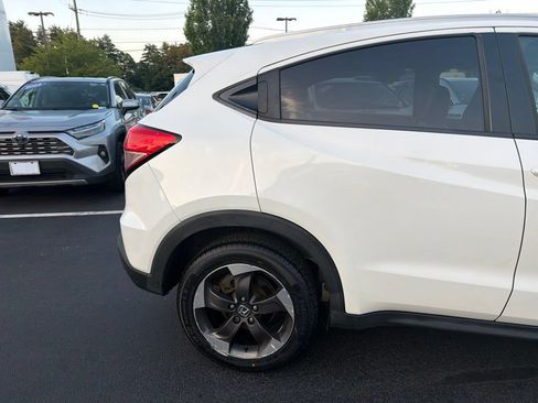Used 2018 Honda HR-V EX-L image 4