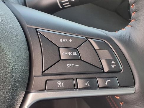 New 2025 Nissan Sentra SR w/ SR Premium Package FWD image 23