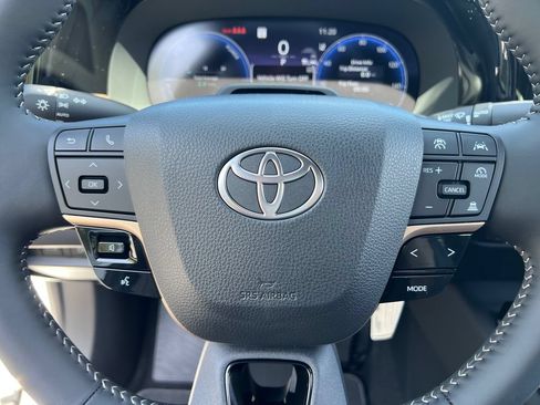 New 2026 Toyota Crown Platinum AWD/4WD image 18