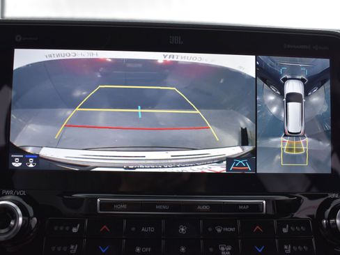 Used 2022 Toyota Highlander Platinum image 21