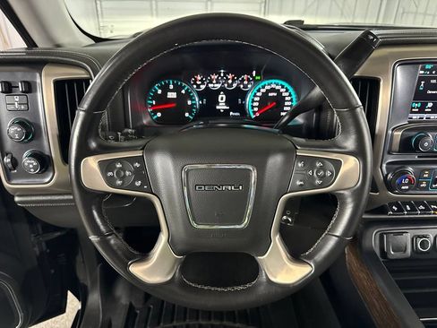 Used 2017 GMC Sierra 1500 Denali w/ Denali Ultimate Package AWD/4WD image 30