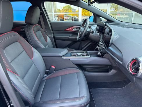 Certified 2024 Chevrolet Equinox EV RS image 4