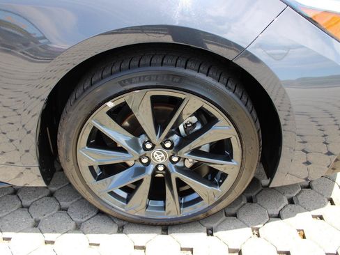 Used 2024 Toyota Corolla SE w/ SE Premium Package FWD image 13