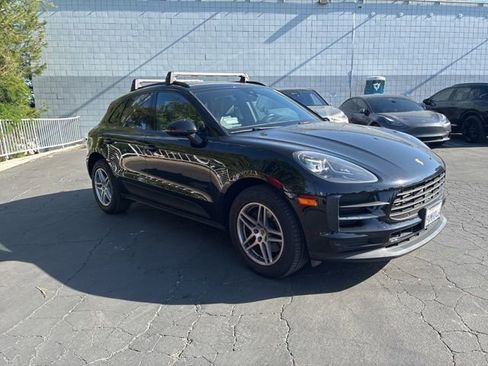 Used 2019 Porsche Macan AWD/4WD image 2