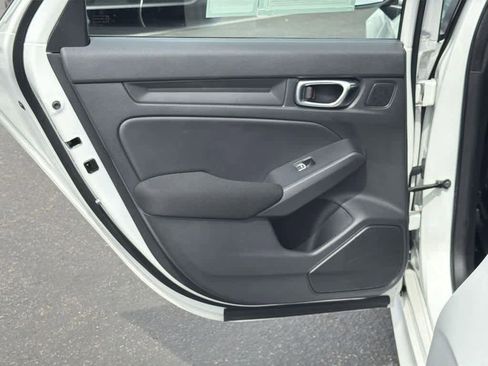 Used 2023 Honda Civic Sport image 28