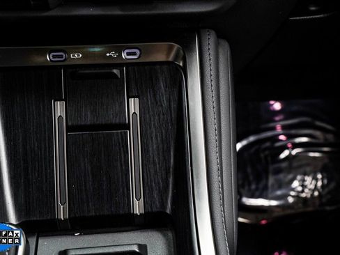 Used 2025 Lexus GX 550 550 Luxury+ w/ Cold Area Package image 24