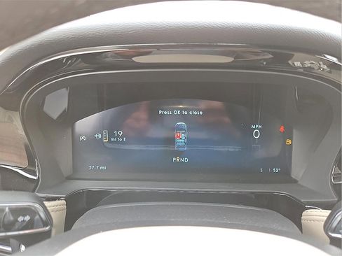 New 2026 Lincoln Corsair Reserve image 18