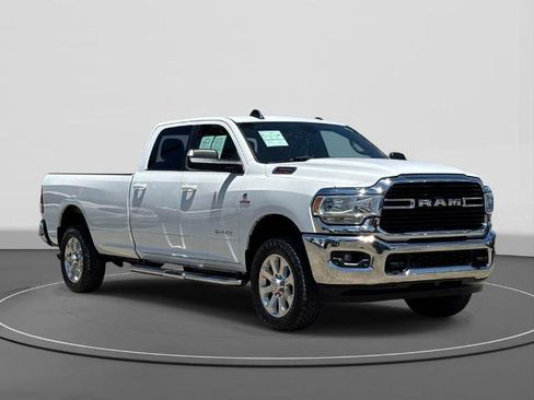 Used 2021 RAM 3500 Big Horn w/ Level 1 Equipment Group AWD/4WD image 4