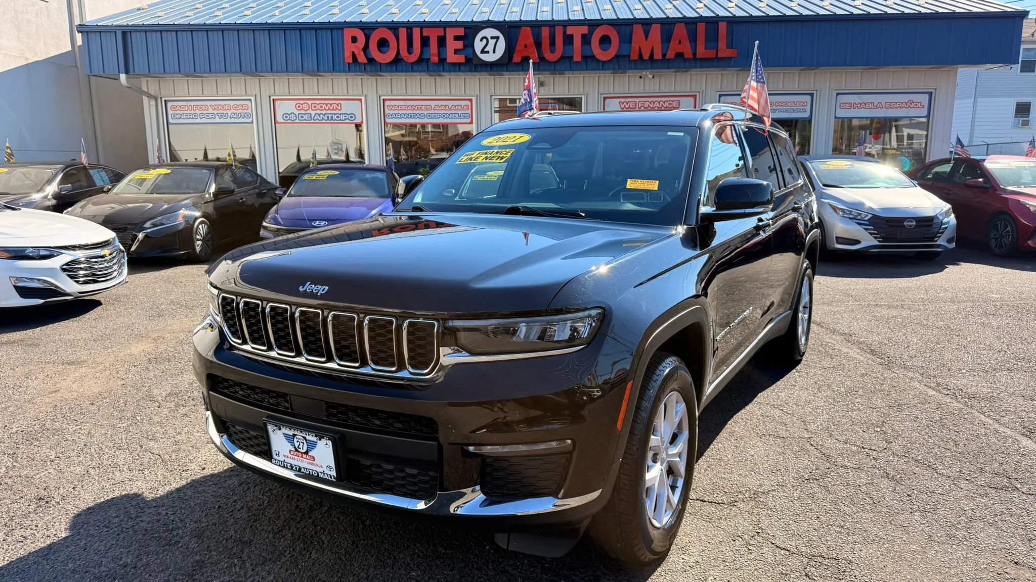 Used 2021 Jeep Grand Cherokee L Limited AWD/4WD image 1