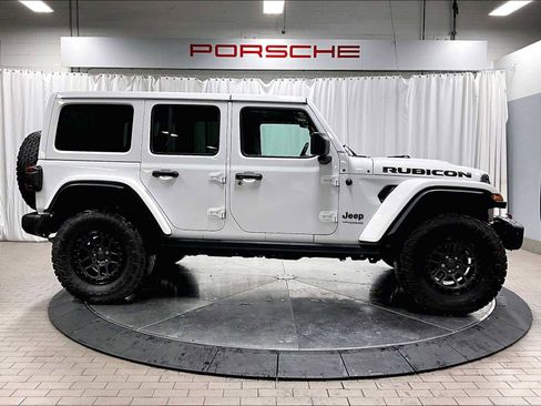 Used 2022 Jeep Wrangler Unlimited Rubicon w/ Xtreme Recon 35" Tire Package image 11