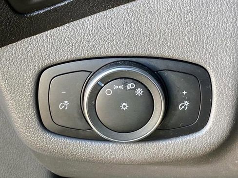 Used 2022 Ford Transit Connect XL image 27