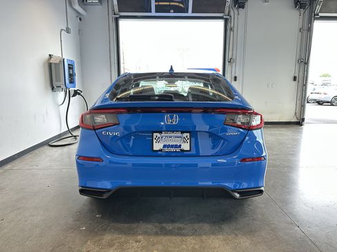 New 2025 Honda Civic Sport image 4
