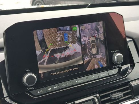 Used 2025 Nissan Pathfinder Rock Creek image 17