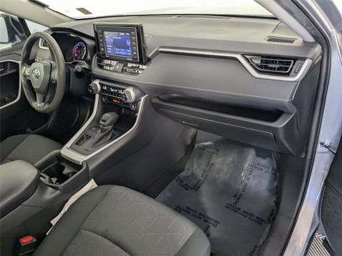 Certified 2021 Toyota RAV4 XLE image 5