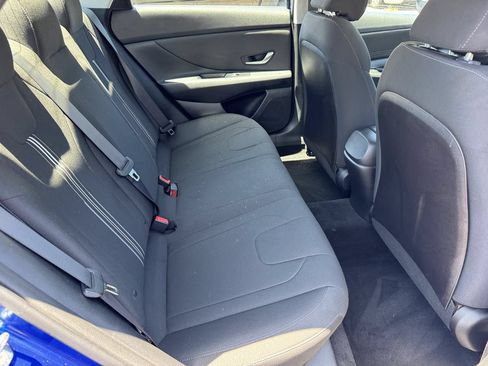 Used 2021 Hyundai Elantra SEL w/ Convenience Package FWD image 15