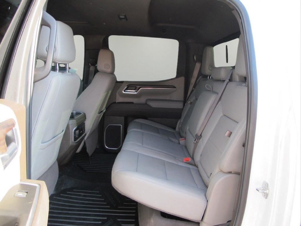 Used 2025 GMC Sierra 1500 SLT w/ SLT Premium Plus Package AWD/4WD image 23
