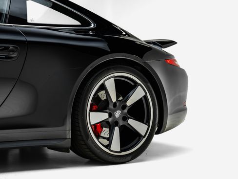 Used 2014 Porsche 911 Carrera S RWD image 16