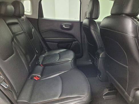 Used 2019 Jeep Compass Limited AWD/4WD image 19