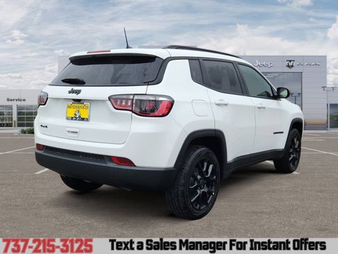 New 2026 Jeep Compass Latitude image 5