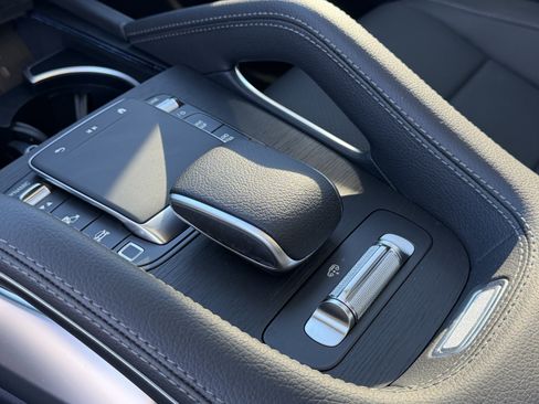 New 2026 Mercedes-Benz GLS 450 4MATIC image 25