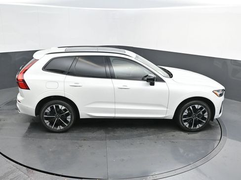 New 2026 Volvo XC60 B5 Plus w/ Protection Package Premier AWD/4WD image 25
