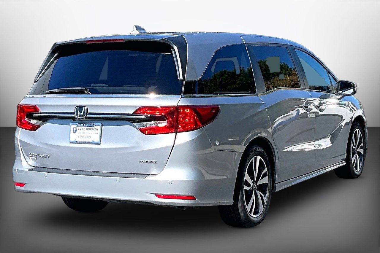 Used 2024 Honda Odyssey Touring image 8