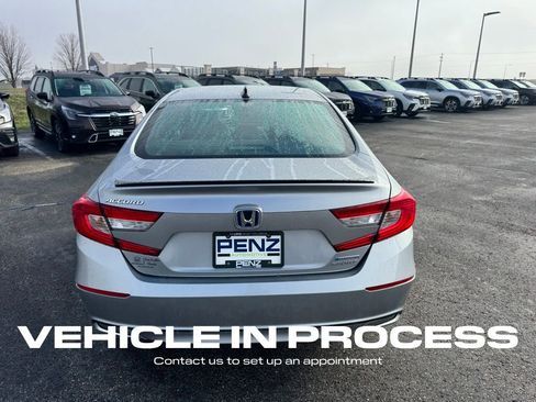 Used 2022 Honda Accord Sport image 4