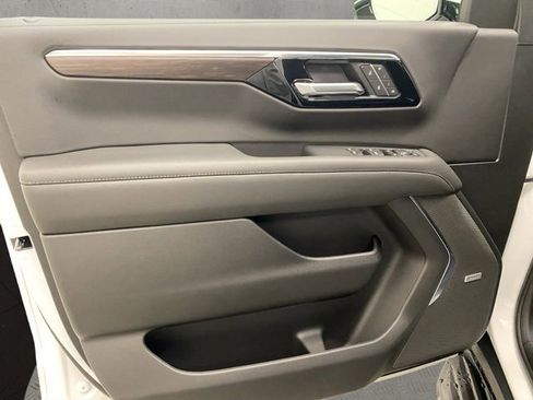 New 2026 Chevrolet Tahoe LT image 26