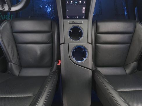 Used 2021 Porsche Taycan 4S image 24